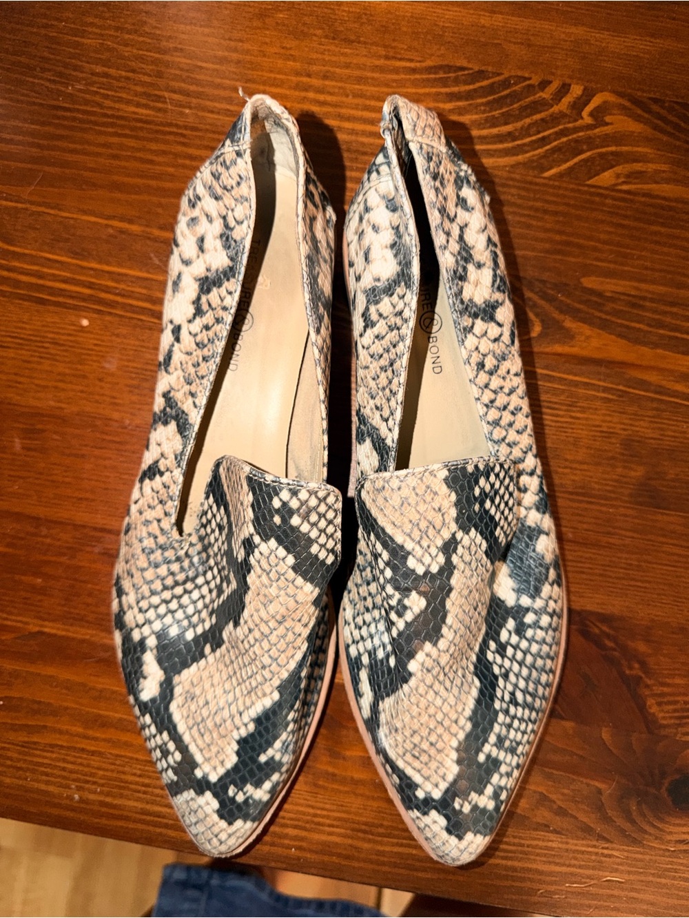 Treasure & Bond Pointed Snake-Print Loafers in Neutral and Black